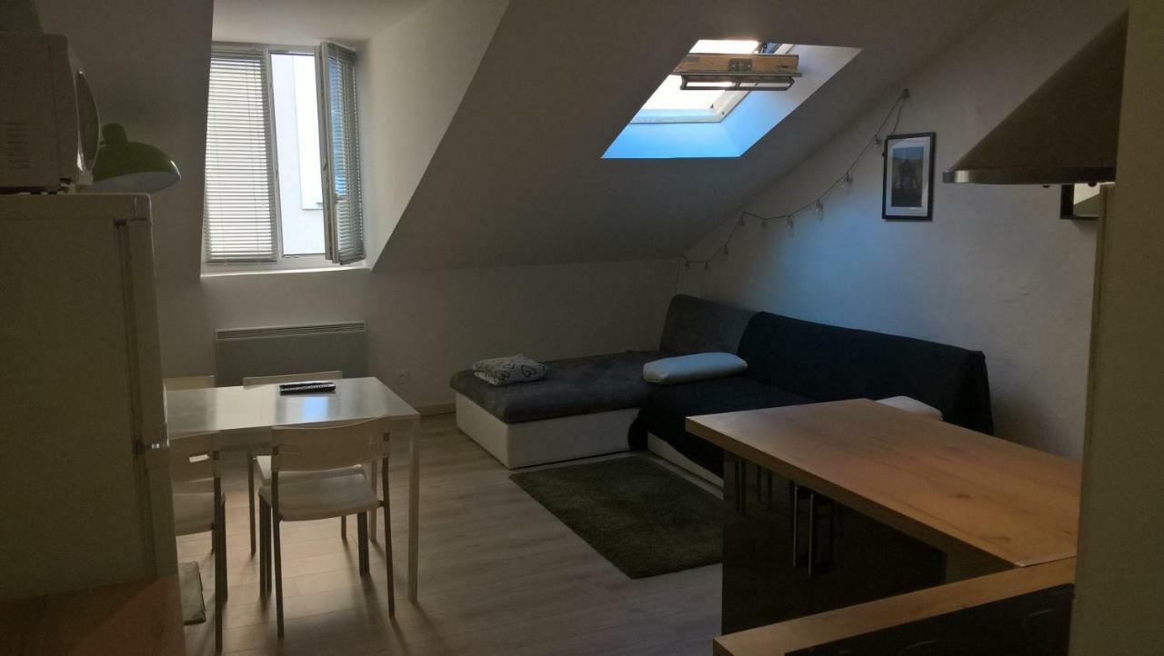 Rent4Night Grenoble Europole Apartment Exterior photo